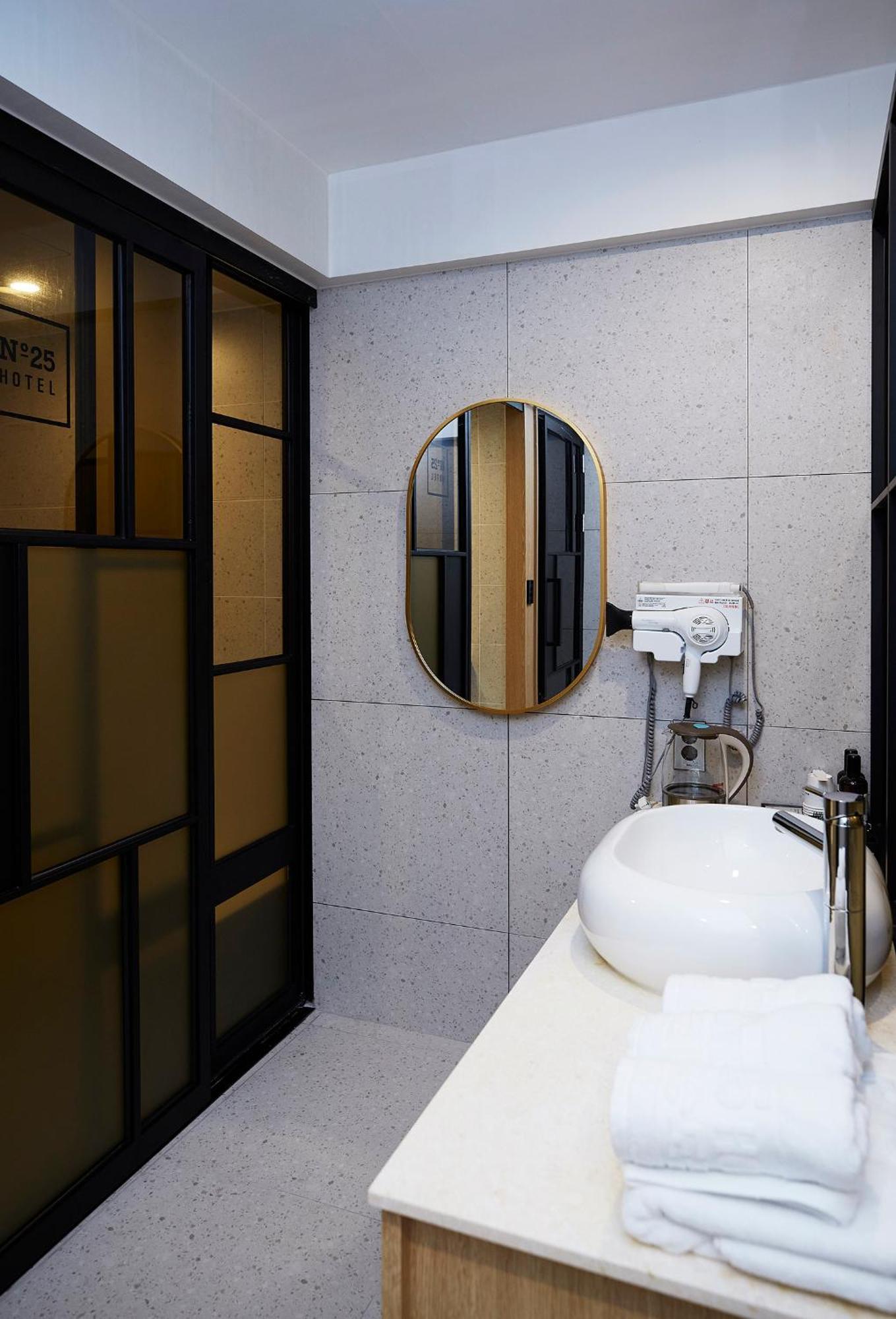 No.25 Hotel Incheon Songdo Bagian luar foto
